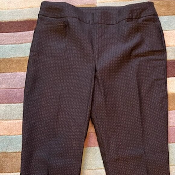 Chico's Navy and Burgundy Diamond Print Pants, Size 1R - Picture 1 of 6